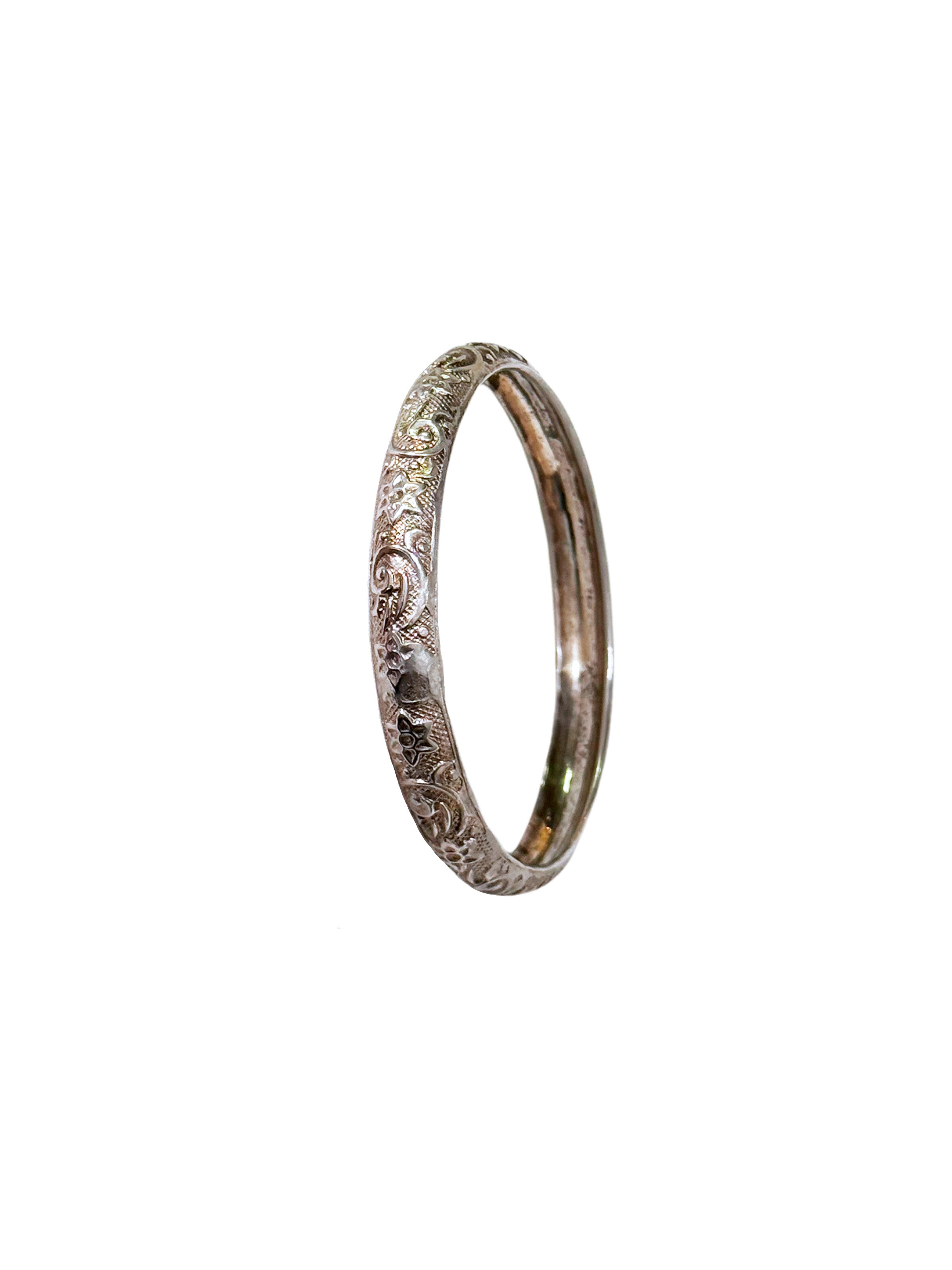 Vintage Art Nouveau-style Floral Bangle