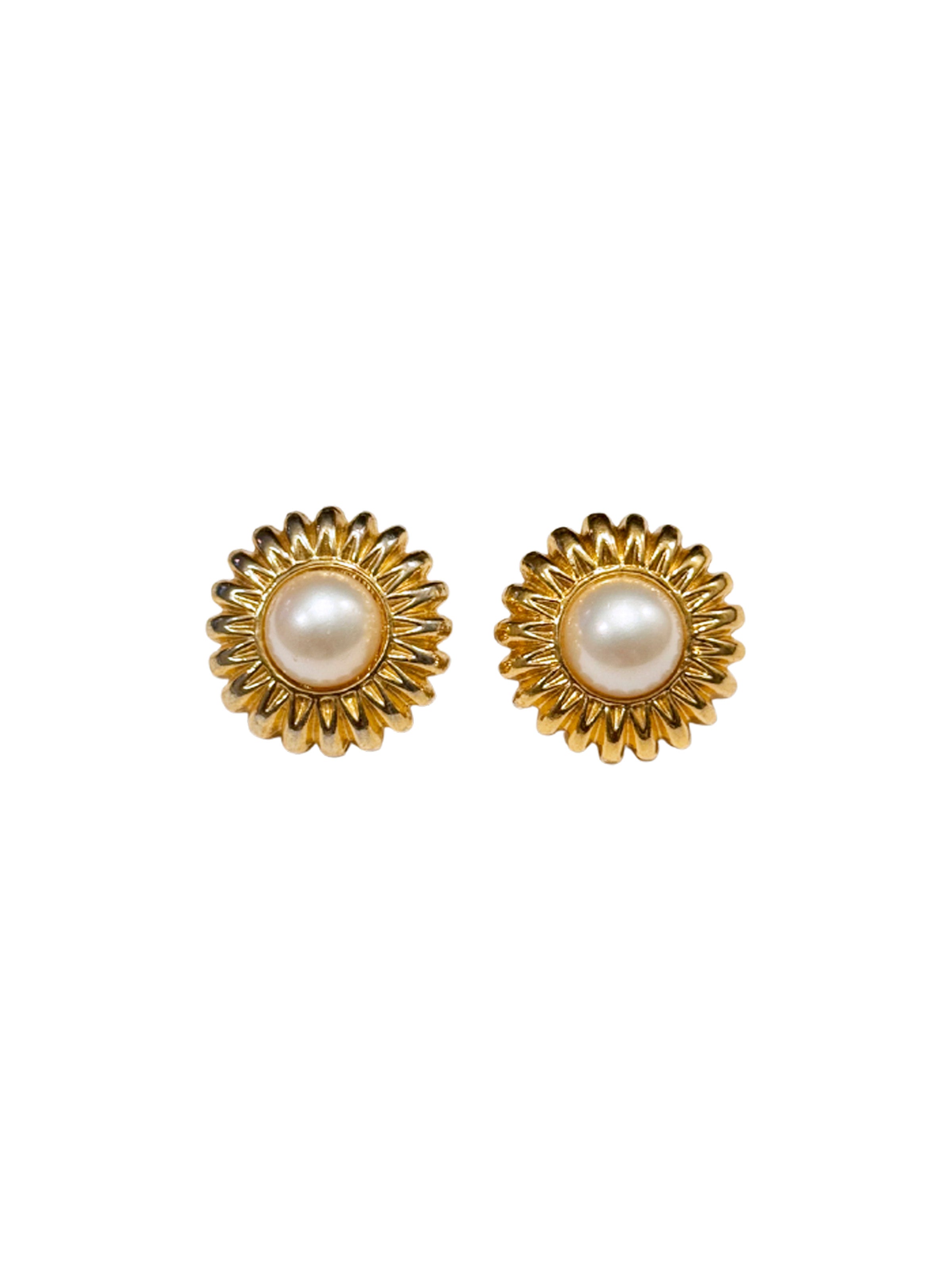 Vintage Sunflower Pearl Earrings